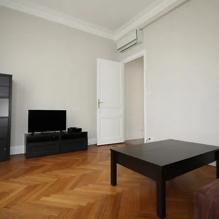 Booking- Le Palais Provencal-balcon Apartment Nice