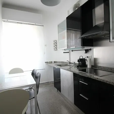 Apartment Booking- Le Palais Provencal-balcon Nice